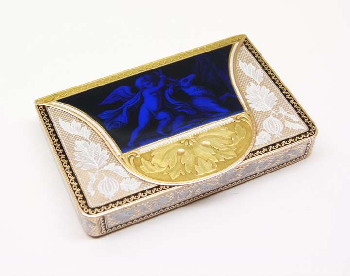 19th century Swiss enamelled gold box in the form of a wallet